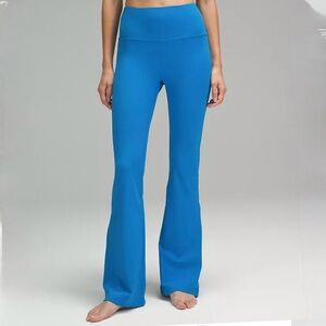 Lululemon Groove Super-High-Rise Flared Pant Nulu